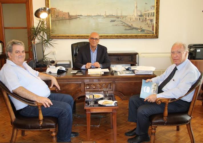 Χανιά: Επίσκεψη Β. Λεβέντη στον Δήμαρχο Τ. Βάμβουκα