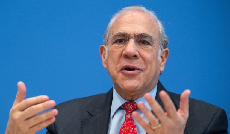 Επιτακτική ανάγκη η ελάφρυνση του χρέους για τον ΓΓ του ΟΟΣΑ