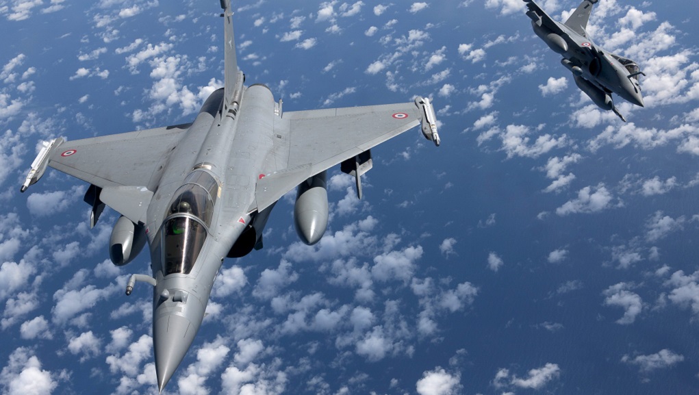 Αμερικανικά μαχητικά αεροσκάφη βομβαρδίζουν 16 επιπλέον στόχους του ΙΚ σε Συρία και Ιράκ