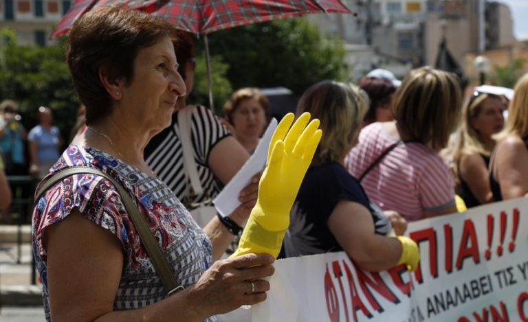 Σε εξέλιξη πρωτοβουλία φορέων για απεργία την Παγκόσμια Ημέρα της Γυναίκας