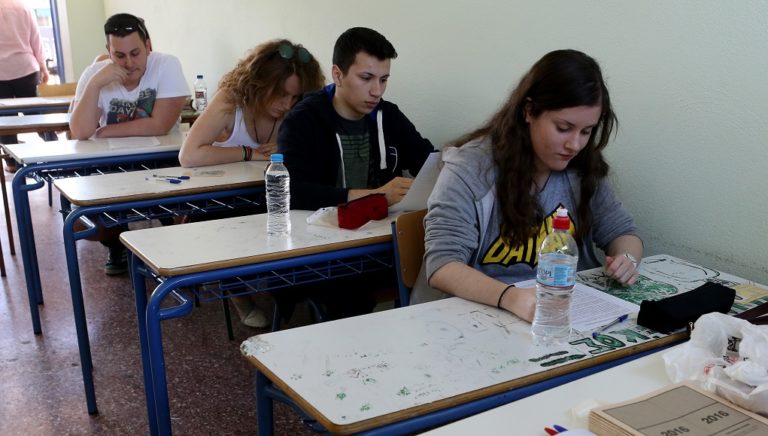 Πανελλαδικές: Έως 8 Ιουλίου η υποβολή των μηχανογραφικών δελτίων