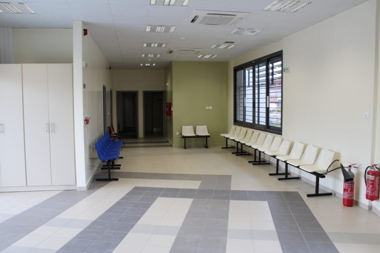 Βόλος: Κίνητρα σε γιατρούς για στελέχωση Περιφερειακών Ιατρείων   