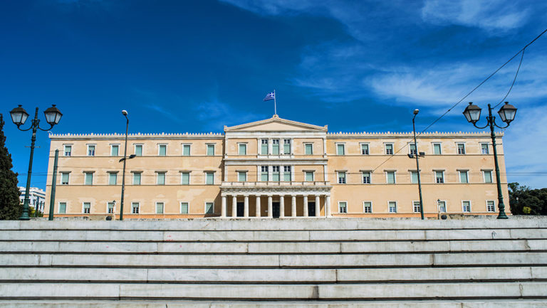 Κατατέθηκε το νομοσχέδιο για την αλλαγή του εκλογικού νόμου (video)