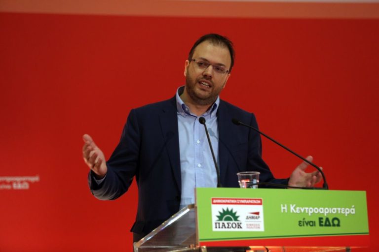 Θ. Θεοχαρόπουλος: “Δεν προχωρά η χώρα χωρίς σχέδιο παραγωγικής ανασυγκρότησης” (audio)