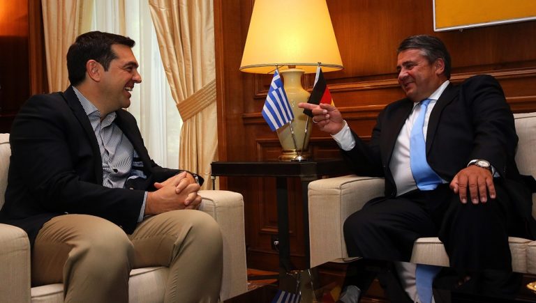 Αλ. Τσίπρας-Ζ. Γκάμπριελ: Αναγκαία μία νέα προσέγγιση στην Ευρώπη (video)