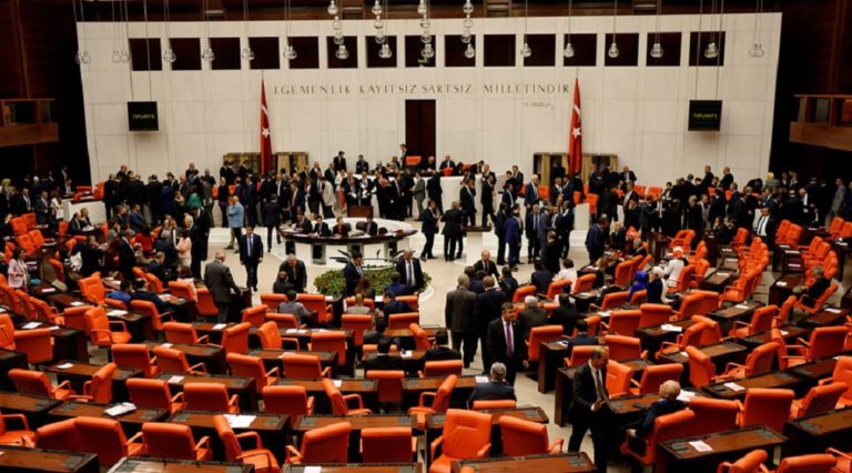 Εκτακτη συνεδρίαση Ευρωκοινοβουλίου – “Ανησυχία για τη δημοκρατία στην Τουρκία”