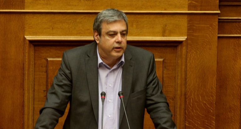 Χρ. Βερναρδάκης: 493 υπάλληλοι εκτός Δημοσίου λόγω πλαστών πτυχίων