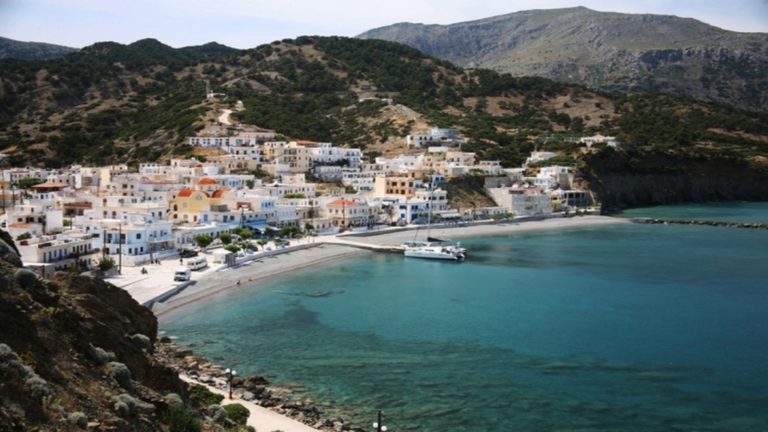 Κάρπαθος: Το «Πρέβελης» πιάνει ξανά λιμάνι στο Διαφάνι