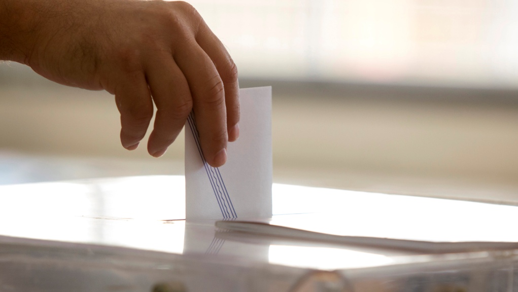Ψήφος στα 17 και κατάργηση του μπόνους των 50 εδρών, στο σχέδιο του εκλογικού νόμου – Αντιδράσεις αντιπολίτευσης (video)