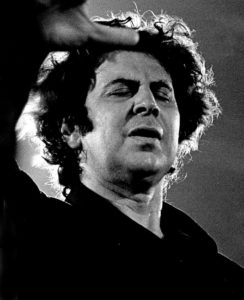 Mikis_Theodorakis 1 (1)