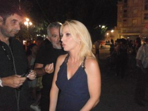 Παγκόσμιος Μίκης σε “συναυλία-σύμβολο” για την δημοκρατία