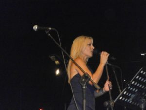 Παγκόσμιος Μίκης σε “συναυλία-σύμβολο” για την δημοκρατία