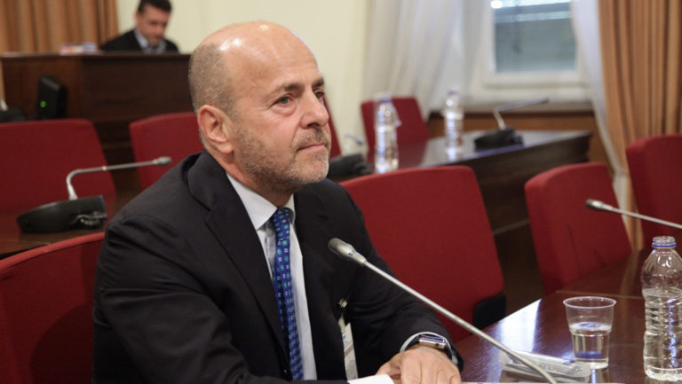 Κατάθεση Αλαφούζου για τα δάνεια των ΜΜΕ – Αντιπαράθεση για την ΕΡΤ (video)