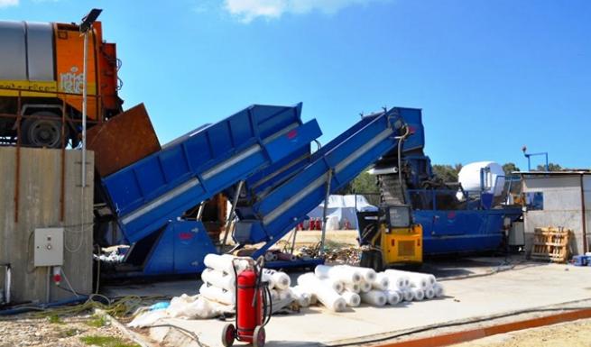 Κέρκυρα: Ενστάσεις για το δεματοποιητή