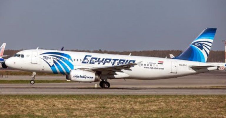 Egypt Air: Ενδείξεις για πυρκαγιά πριν από τη συντριβή του αιγυπτιακού airbus
