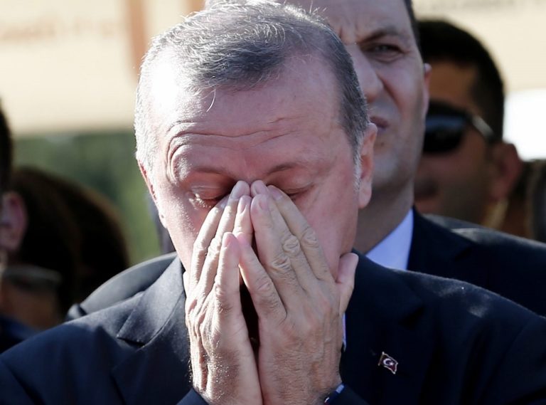 Χωρίς τέλος οι επιχειρήσεις “κάθαρσης” και οι συγκρούσεις στην Τουρκία