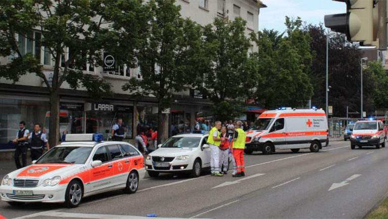 Γερμανία: Άνδρας σκότωσε μια γυναίκα και τραυμάτισε δύο έξω από εστιατόριο