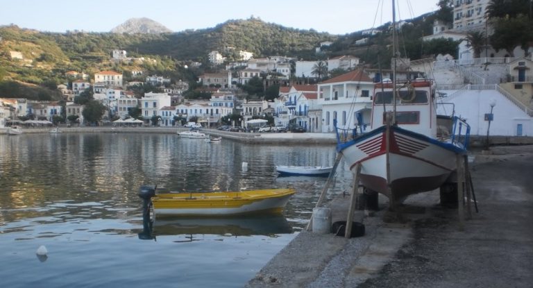 Για “απαγορευτικό στις Διακοπές” κάνει λόγο η Ένωση Εργαζομένων Καταναλωτών Ελλάδας