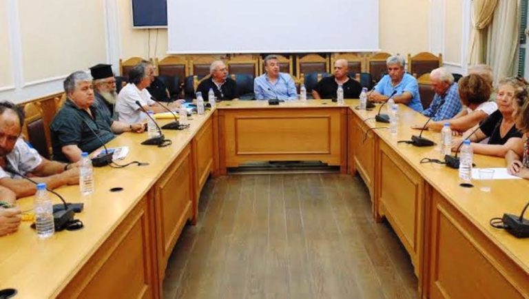 Παράσταση στην Περιφέρεια για το δρόμο