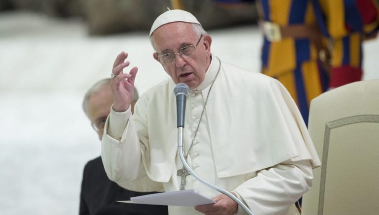 Πάπας Φραγκίσκος: Ζητά από όλες τις εμπόλεμες πλευρές στη Συρία να καταθέσουν τα όπλα