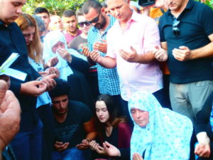 Κομοτηνή: Χριστιανοί και Μουσουλμάνοι είπαν το τελευταίο αντίο στον Χουσείν Νταϊτσίκ