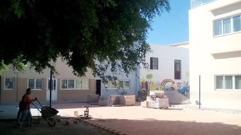 Φτιάχνουν το δημοτικό σχολείο