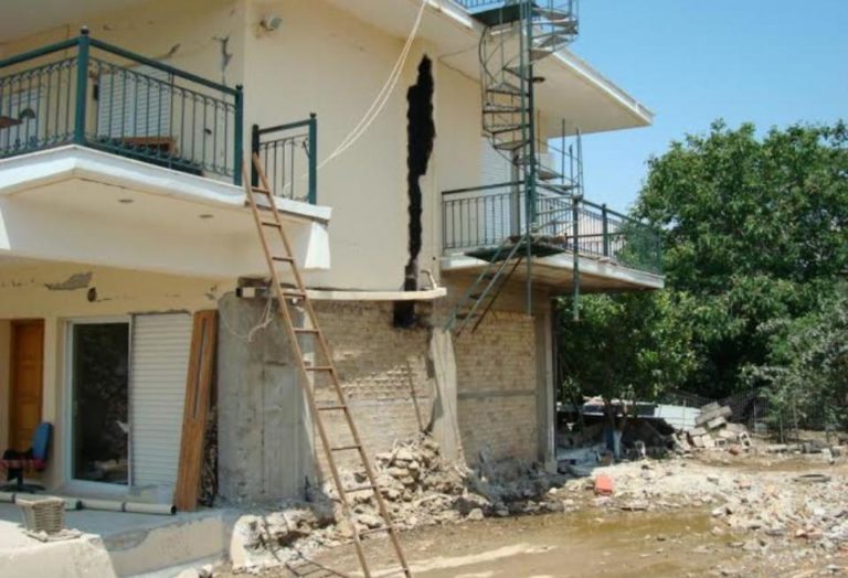 Πύργος: 25 εκατ. στην Ηλεία για σεισμόπληκτα κτίρια