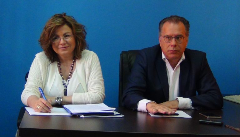 Χίος: Γ. Κουμουτσάκος- Μ. Σπυράκη: για τη δυναμική της μαστίχας και τις ελλείψεις σε διαχείριση προσφυγικού