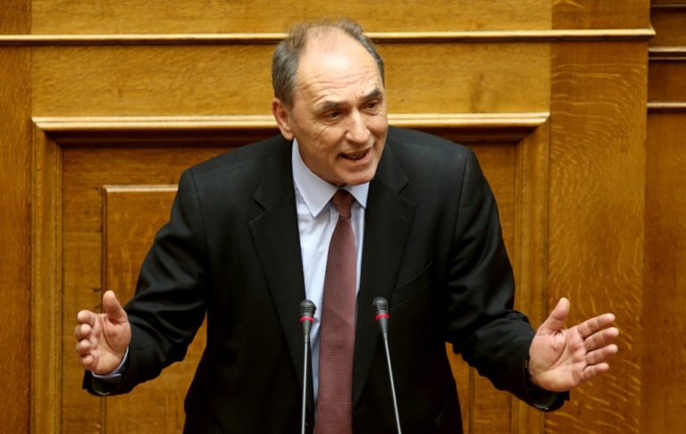 Αντιπαράθεση κυβέρνησης-ΝΔ για το προσφυγικό