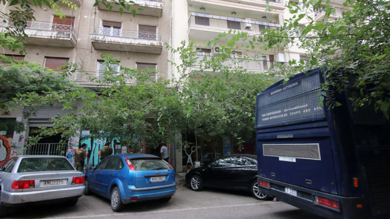Εκκενώθηκαν 3 κτίρια υπό κατάληψη στη Θεσσαλονίκη – Δεκάδες προσαγωγές