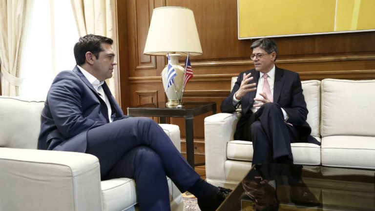 Ξεκάθαρο μήνυμα Λιου υπέρ της ελάφρυνσης του ελληνικού χρέους (video)