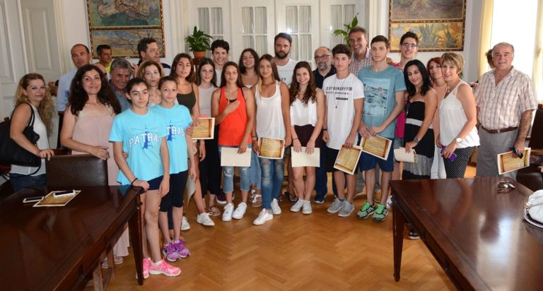 Πάτρα: Βραβεύσεις για τη συμμετοχή στη μεγαλύτερη διεθνή εκδήλωση της Τοπικής Αυτοδιοίκησης