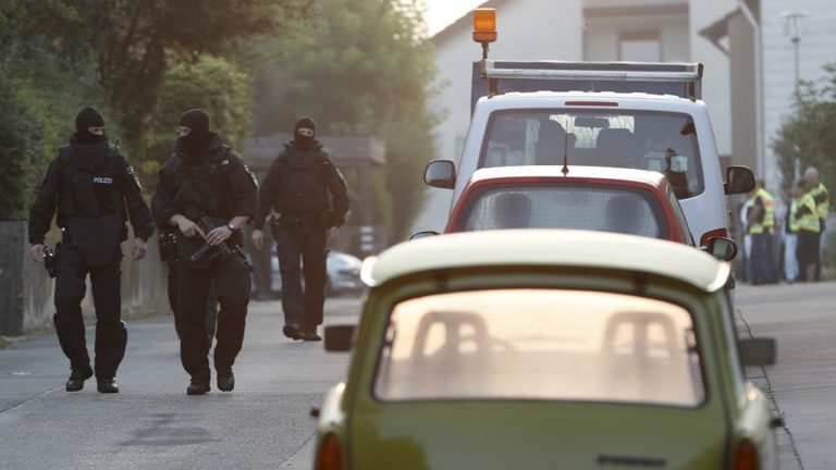 “Ο καμικάζι του Άνσμπαχ ίσως επηρεάστηκε από έναν άγνωστο”