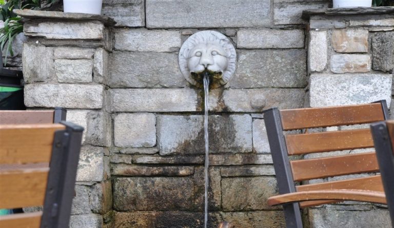 Βόλος: Δολιοφθορά σε πινακίδες βρύσεων στην Πορταριά καταγγέλλει η ΔΕΥΑΜΒ
