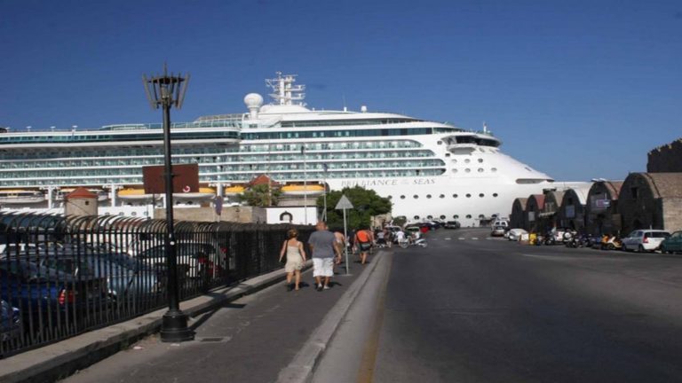 Περισσότερα κρουζιερόπλοια στη Ρόδο μετά τις εξελίξεις στην Τουρκία