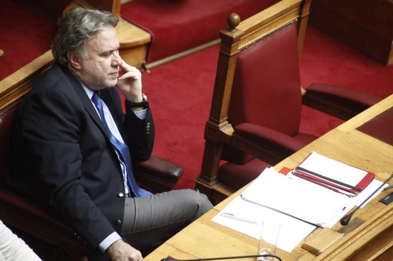 Στη Βουλή η τροπολογία των αστισταθμιστικών μέτρων για το ΕΚΑΣ