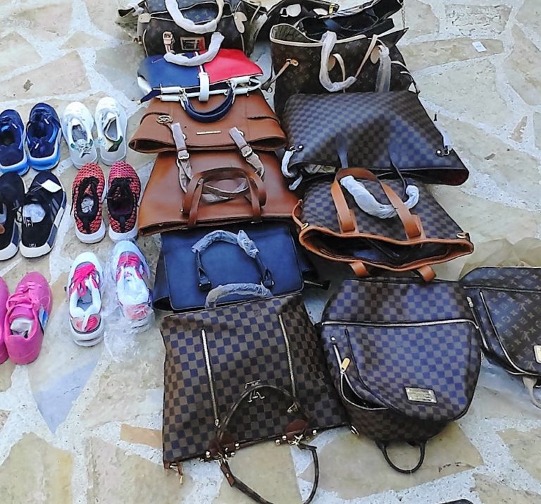 Κέρκυρα: Συνελήφθησαν 9 αλλοδαποί για παρεμποριο