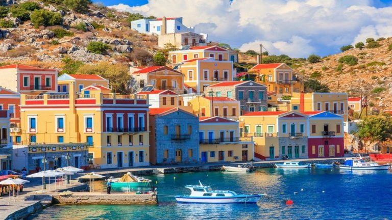 Σύμη: Η ΔΕΗ δέσμευσε τους λογαριασμούς της ΔΕΥΑΣ για χρέη 650.000 ευρώ