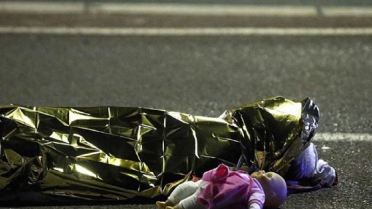 Παγκόσμιο σοκ για το μακελειό – Συνεχείς αντιδράσεις (update)