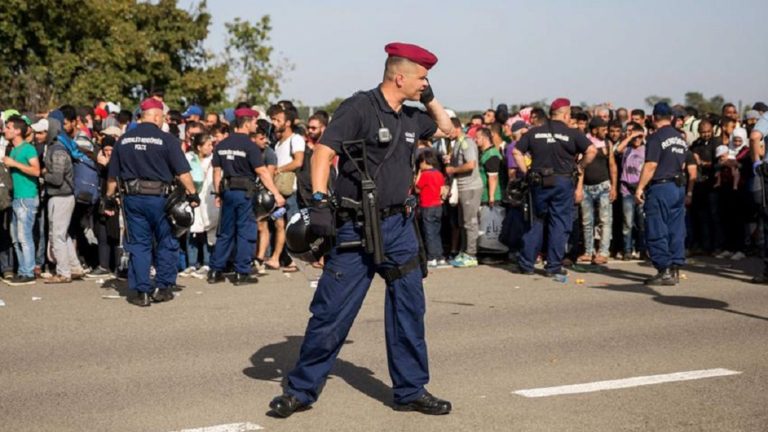 Ουγγαρία: Βάναυσους ξυλοδαρμούς μεταναστών στα σύνορα καταγγέλλει ΜΚΟ