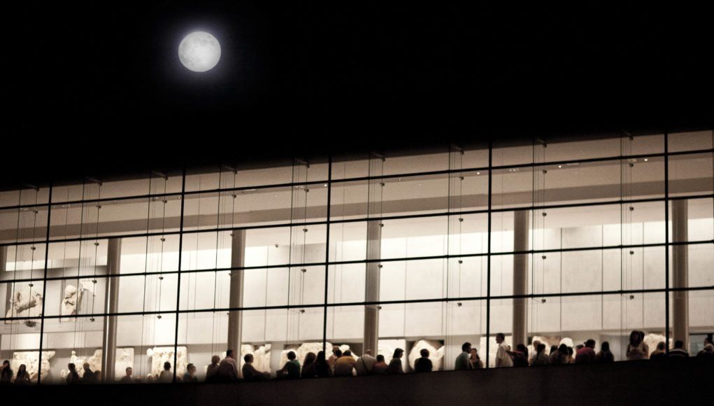 Acropolis-Museum_August-Full-Moon_1-1021x580