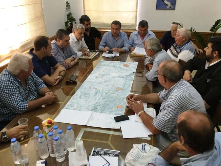 Οι Ανωγειανοί χαρίζουν τη γη τους για το δρόμο