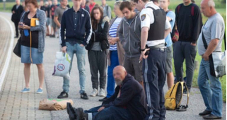 Εξηντάχρονος επιτέθηκε με μαχαίρι σε επιβάτες τρένου στην Αυστρία