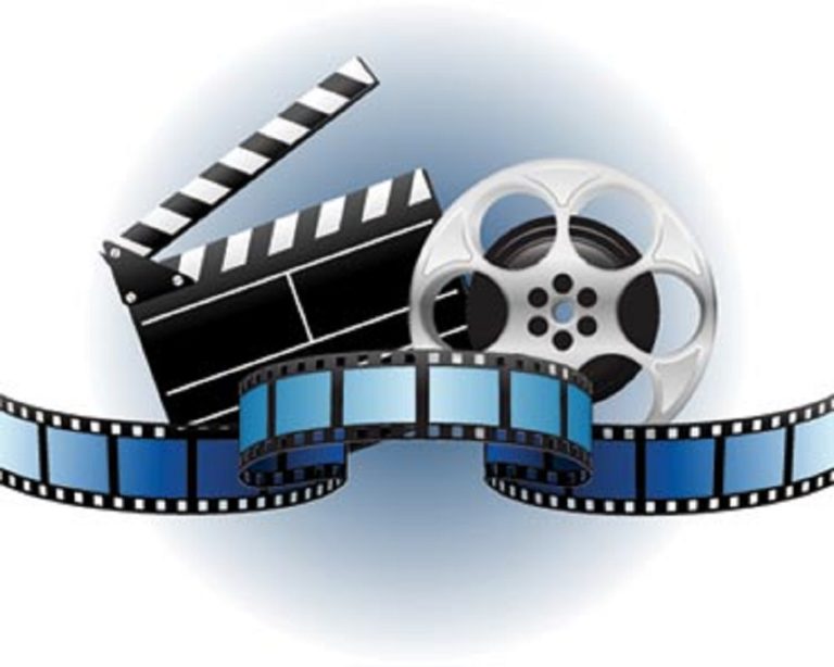 Συνεχίζονται οι προβολές στο θερινό δημοτικό κινηματογράφο “Σινέ Πετρούπολις”