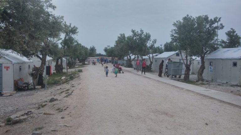 Βόρειο Αιγαίο: Για τη διαδικασία ασύλου ενημερώθηκαν πρόσφυγες