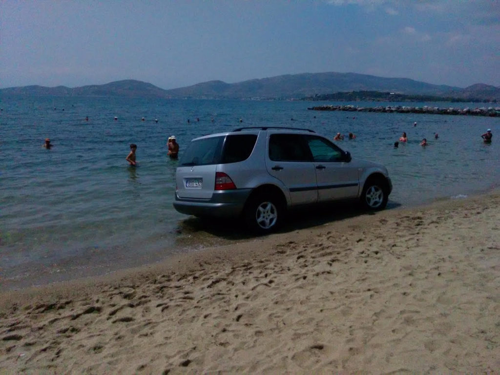 SUV1