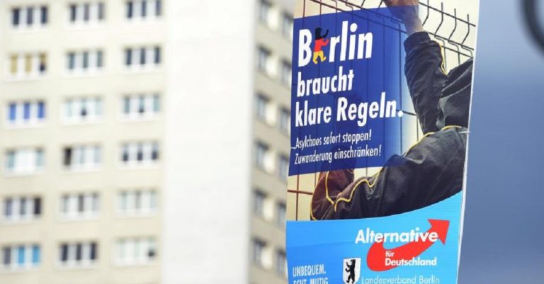 Επίθεση με τούρτα – παγωτό κατά ακροδεξιού πολιτικού της Γερμανίας