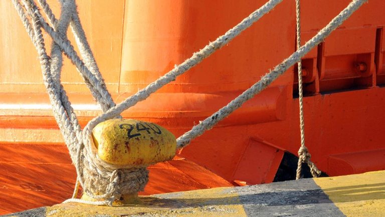 Προβλήματα στις ακτοπλοϊκές συγκοινωνίες (video)