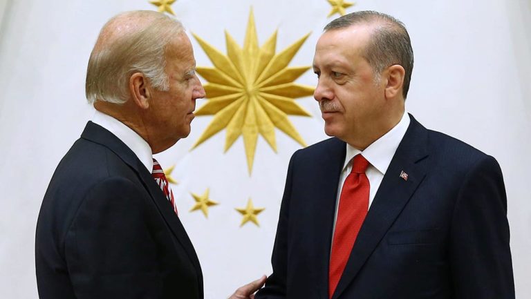 Η Τουρκική Προεδρία για τηλεφώνημα Μπάιντεν-Ερντογάν