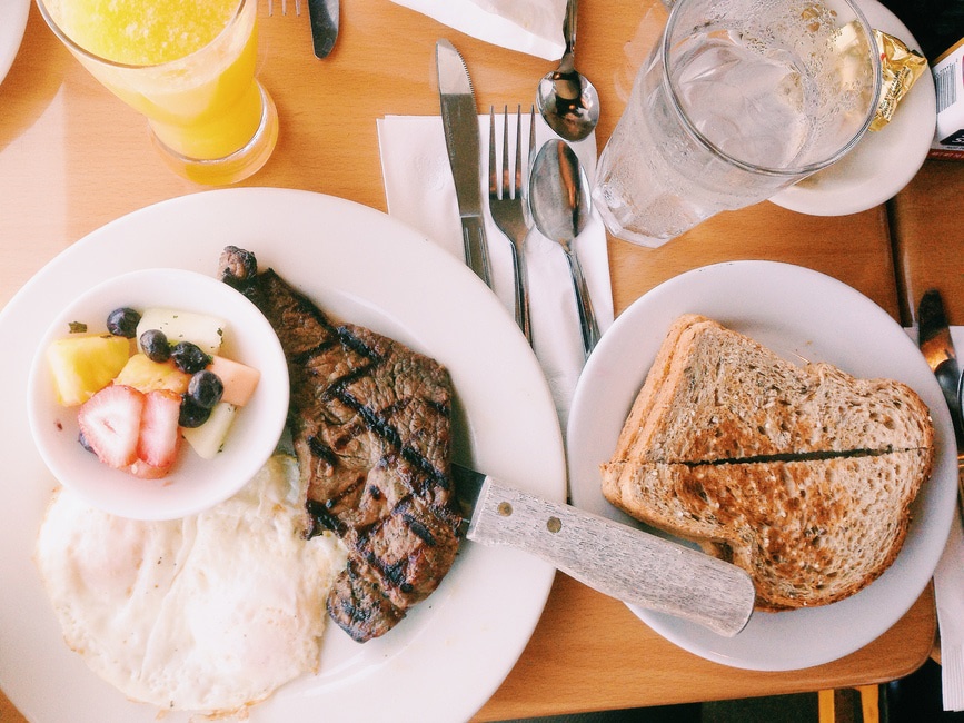 food-plate-toast-restaurant-large